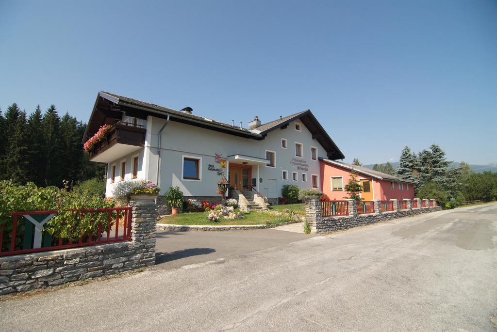 Gaestehaus Schwaiger Mariapfarr Exterior photo